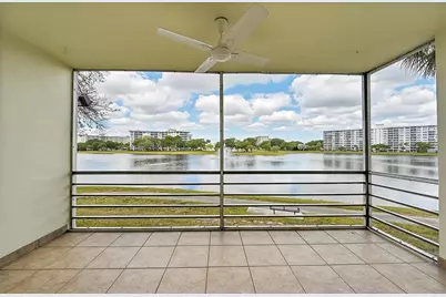 2801 N Palm Aire Dr, Unit #201, Pompano Beach, FL 33069 - Photo 15