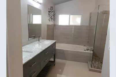 10084 NW 2nd St, Plantation, FL 33324 - Photo 5