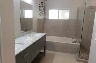 10084 NW 2nd St, Plantation, FL 33324 - Photo 5