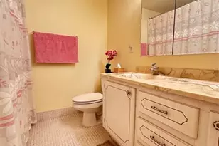 126 Grantham B, Deerfield Beach, FL 33442 - Photo 19