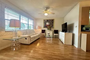 126 Grantham B, Deerfield Beach, FL 33442 - Photo 3