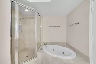 6001 N Ocean Dr, Hollywood, FL 33019 - Photo 29