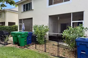 9845 NW 56th Pl, Coral Springs, FL 33076 - Photo 5