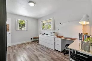 1130 NW 42nd Ct, Oakland Park, FL 33309 - Photo 17