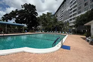 4001 Hillcrest Dr, Hollywood, FL 33021 - Photo 1