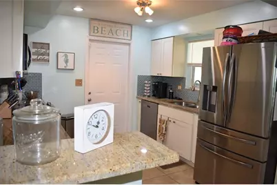 1991 NE 34th St, Lighthouse Point, FL 33064 - Photo 11