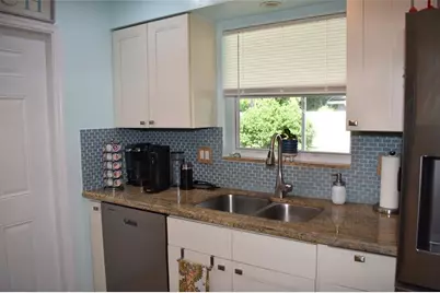 1991 NE 34th St, Lighthouse Point, FL 33064 - Photo 17