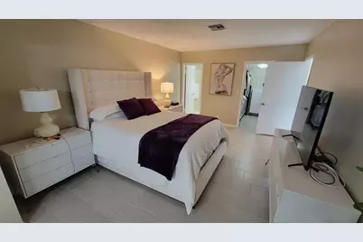 1801  Presidential Way, Unit #D202, West Palm Beach, FL 33401 - Photo 13