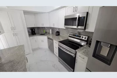 1801  Presidential Way, Unit #D202, West Palm Beach, FL 33401 - Photo 19