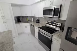 1801 Presidential Way, West Palm Beach, FL 33401 - Photo 19