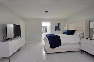 1801 Presidential Way, West Palm Beach, FL 33401 - Photo 9