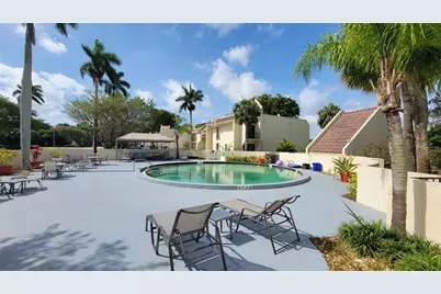 1801  Presidential Way, Unit #D202, West Palm Beach, FL 33401 - Photo 23