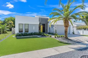 318 NE 25th St, Wilton Manors, FL 33305 - Photo 3