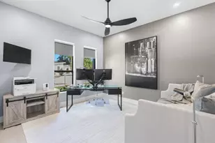 318 NE 25th St, Wilton Manors, FL 33305 - Photo 25