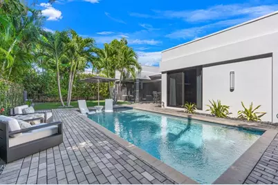 318 NE 25th St, Wilton Manors, FL 33305 - Photo 45