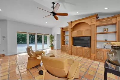 401  Farmington Dr, Plantation, FL 33317 - Photo 23