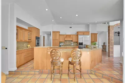 401  Farmington Dr, Plantation, FL 33317 - Photo 17