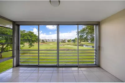 2601 S Palm Aire Dr, Unit #212, Pompano Beach, FL 33069 - Photo 15