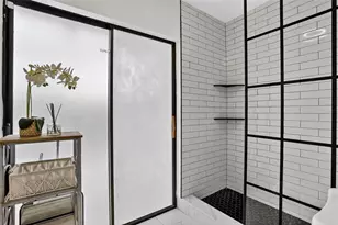 5904 Blue Beech Ct, Tamarac, FL 33319 - Photo 17