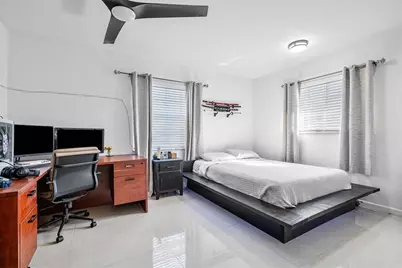 9040 NW 20th St, Pembroke Pines, FL 33024 - Photo 25