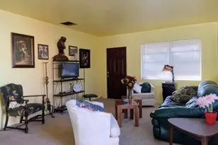 136 Greenbrier Dr, Palm Springs, FL 33461 - Photo 15