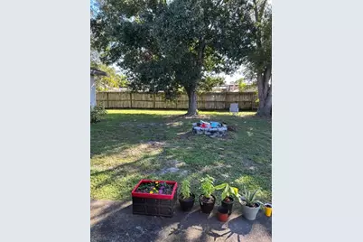 461 SW Byron Street, Port Saint Lucie, FL 34983 - Photo 5