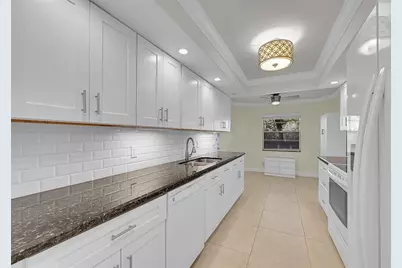 1802  Eleuthera Pt, Unit #E2, Coconut Creek, FL 33066 - Photo 11