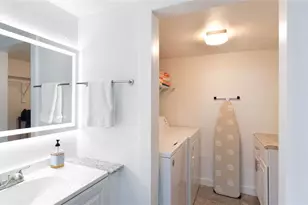 8204 SW 23rd St, North Lauderdale, FL 33068 - Photo 5