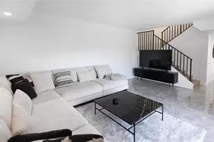 8204 SW 23rd St, North Lauderdale, FL 33068 - Photo 9