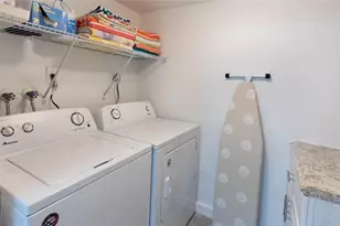 8204 SW 23rd St, North Lauderdale, FL 33068 - Photo 7