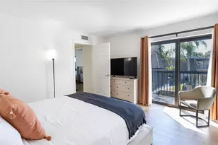 8204 SW 23rd St, North Lauderdale, FL 33068 - Photo 15