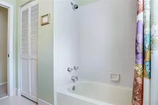 3099 Perriwinkle Cir, Davie, FL 33328 - Photo 45