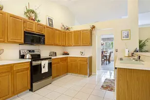 3099 Perriwinkle Cir, Davie, FL 33328 - Photo 29