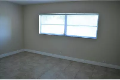 1005  Country Club Dr, Unit #303, Margate, FL 33063 - Photo 13