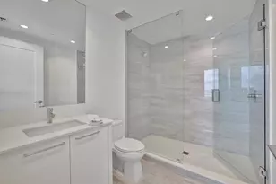 100 E Las Olas Blvd, Fort Lauderdale, FL 33301 - Photo 29