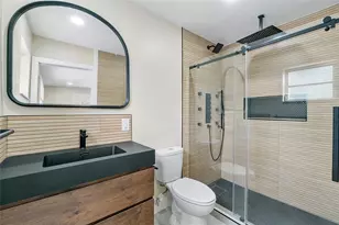 828 Johnson St, Hollywood, FL 33019 - Photo 11