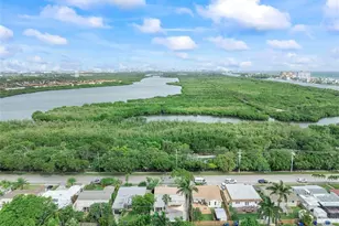 828 Johnson St, Hollywood, FL 33019 - Photo 49