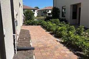 1527 Fells Cove Ln, Cape Coral, FL 33909 - Photo 5