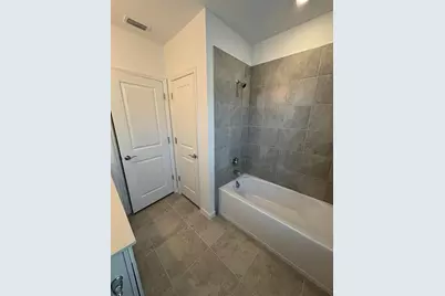 1527  Fells Cove Ln, Cape Coral, FL 33909 - Photo 15