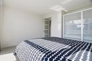 1000 Parkview Dr, Hallandale Beach, FL 33009 - Photo 33