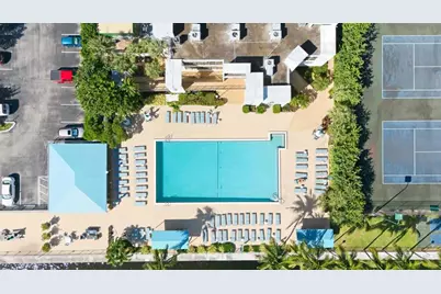 1000  Parkview Dr, Unit #1030, Hallandale Beach, FL 33009 - Photo 47