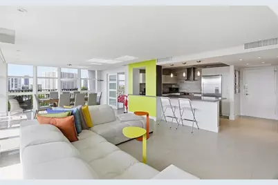 1000  Parkview Dr, Unit #1030, Hallandale Beach, FL 33009 - Photo 13