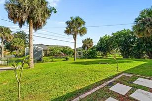 2537 SW Deckard St, Port Saint Lucie, FL 34953 - Photo 17