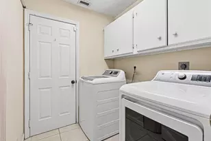 2537 SW Deckard St, Port Saint Lucie, FL 34953 - Photo 13