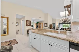 8333 Springlake Dr, Boca Raton, FL 33496 - Photo 15