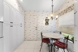 8333 Springlake Dr, Boca Raton, FL 33496 - Photo 13