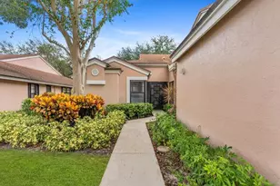 8333 Springlake Dr, Boca Raton, FL 33496 - Photo 5