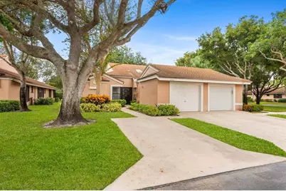 8333  Springlake Dr, Unit #A, Boca Raton, FL 33496 - Photo 1