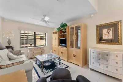 8333  Springlake Dr, Unit #A, Boca Raton, FL 33496 - Photo 17