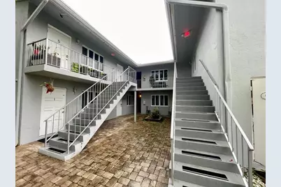 820 NE 17th Ave, Unit #7, Fort Lauderdale, FL 33304 - Photo 1